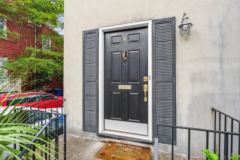 4 Coming St, Charleston, SC 29401