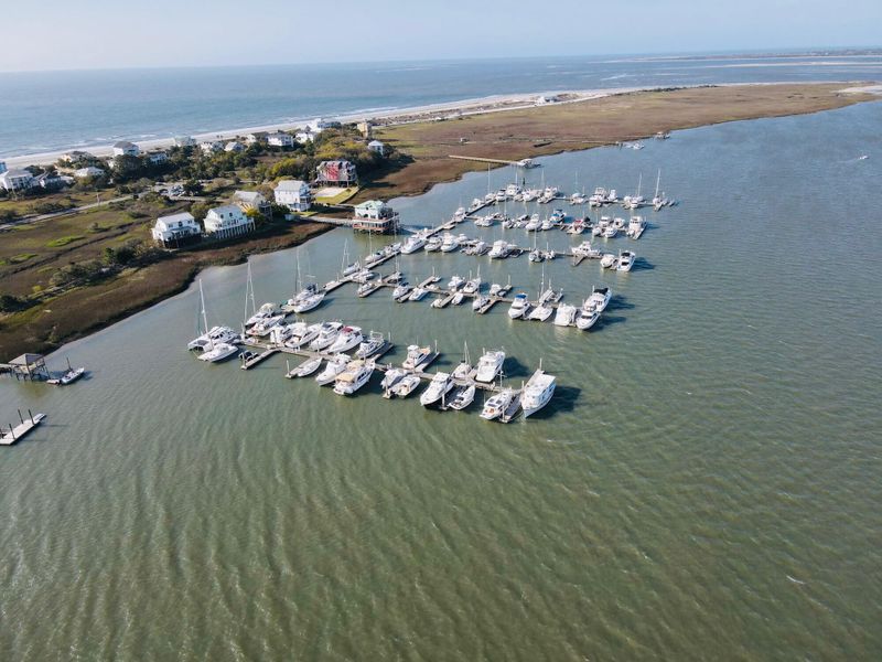 67 W 10th St #D-26, Folly Beach, SC 29439