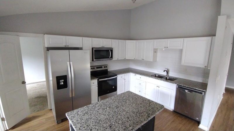148 Lancashire Rd, Summerville, SC 29486