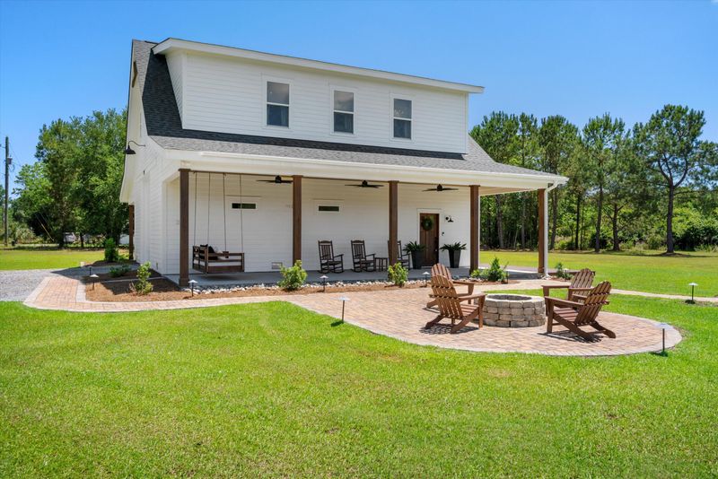 795 Shagule Rd, Edisto Island, SC 29438