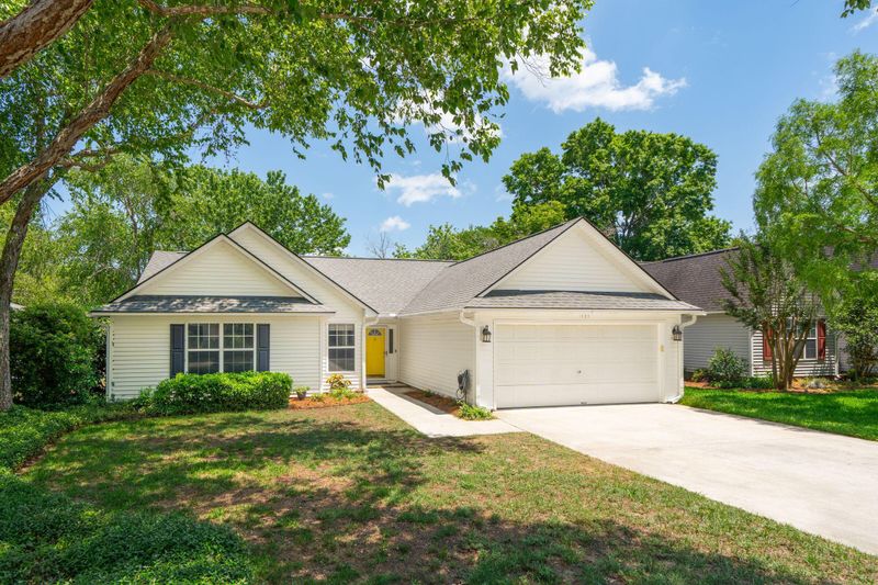 1027 Wayfarer Ln, Charleston, SC 29412