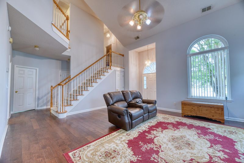 106 Trimley Ct, Goose Creek, SC 29445
