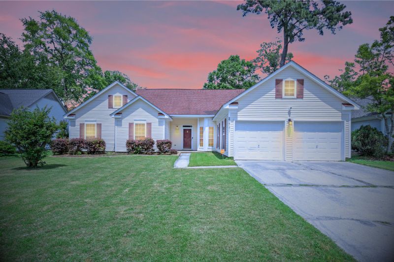 217 Smithfield Ave, Summerville, SC 29485
