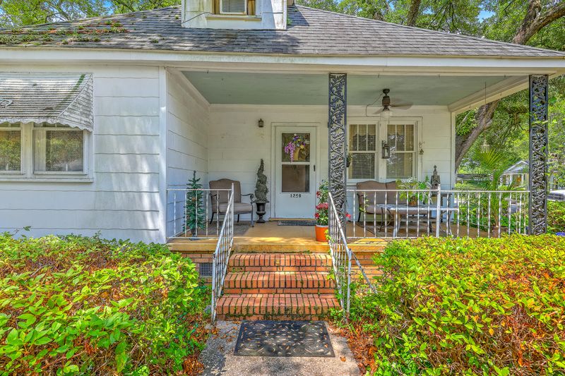 1259 Wisteria Rd, Charleston, SC 29407