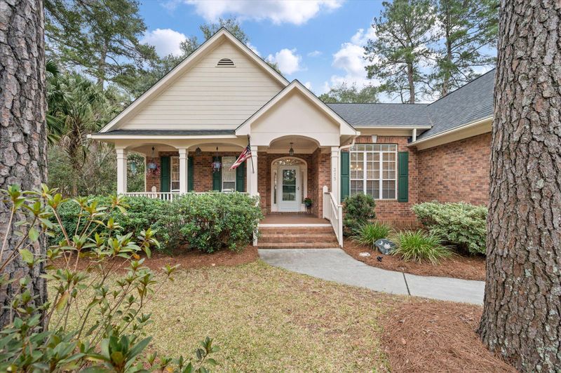 315 Clubview Rd, Summerville, SC 29485