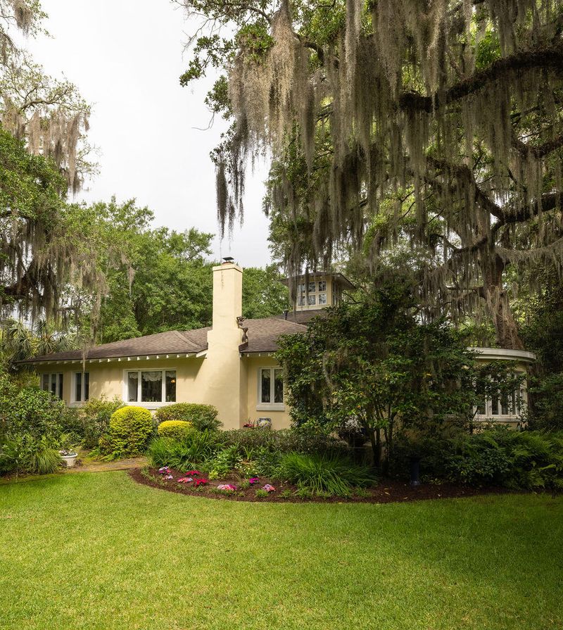 34 Formosa Dr, Charleston, SC 29407