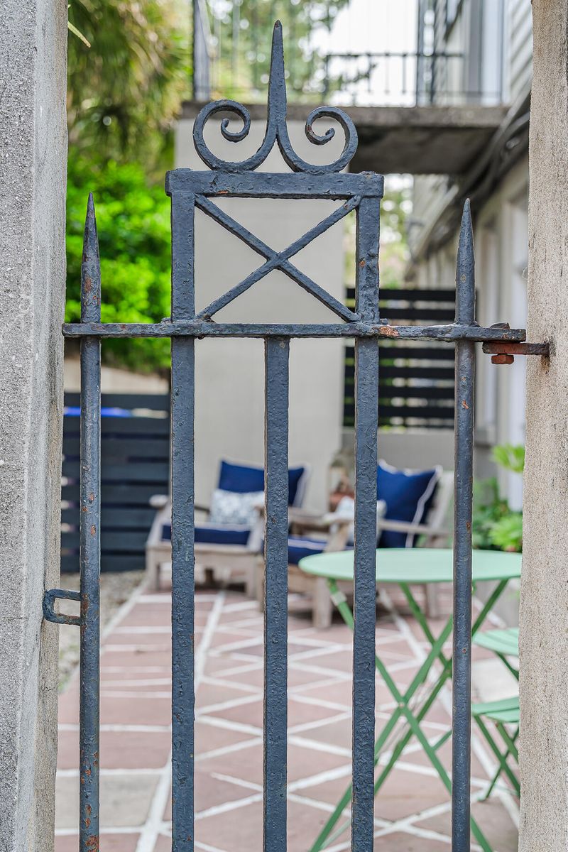 84 Bull St #F, Charleston, SC 29401