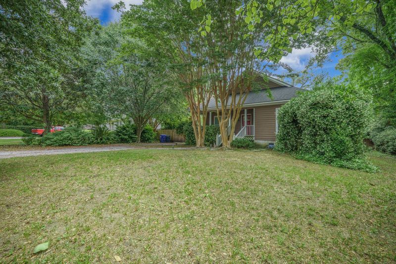 2177 Gulf Dr, Mount Pleasant, SC 29464