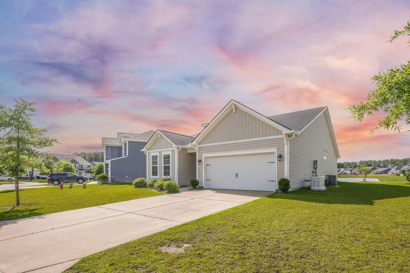 311 Beachgrass Ln, Summerville, SC 29486