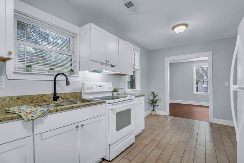 2350 Kent Ave, North Charleston, SC 29405