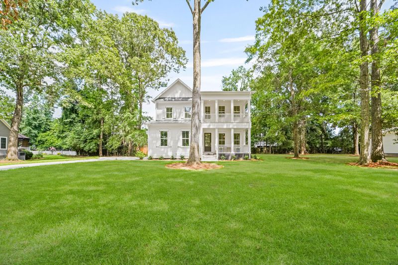 5710 Barbary Coast Rd, Hollywood, SC 29449