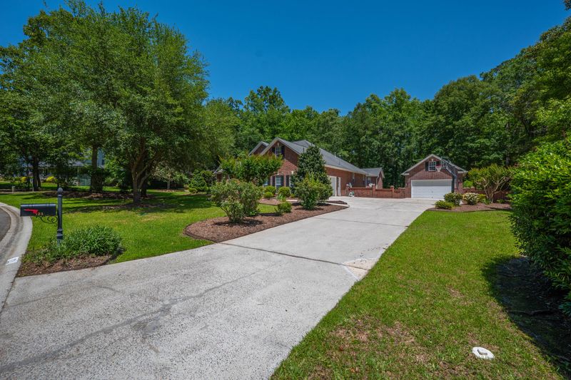 121 Arrowridge Ct, Summerville, SC 29485