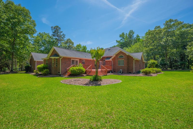 121 Arrowridge Ct, Summerville, SC 29485
