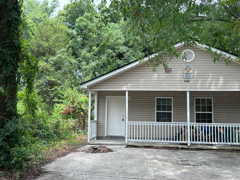 1924 Baxter St, North Charleston, SC 29405