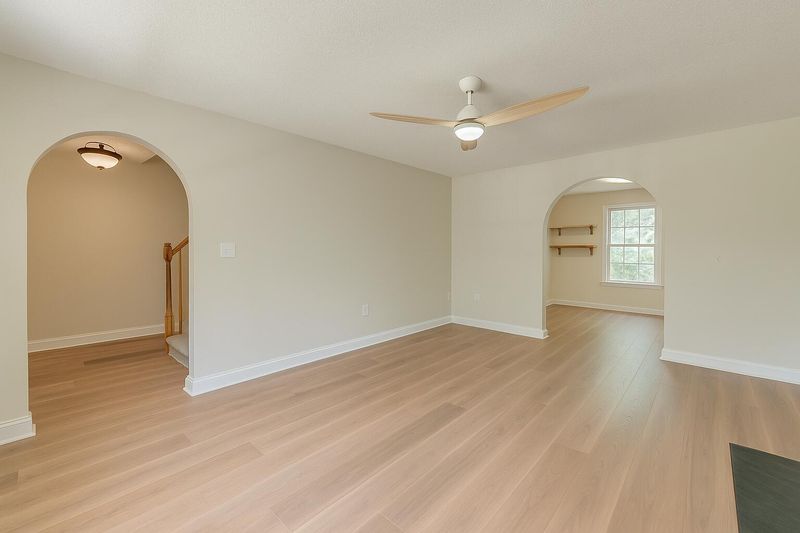 3073 Penny Ln, Johns Island, SC 29455