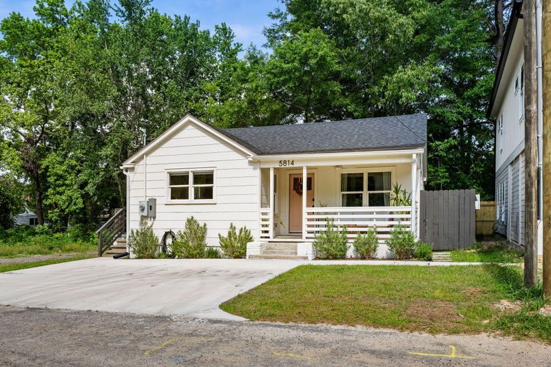 5814 Knight St, Hanahan, SC 29410