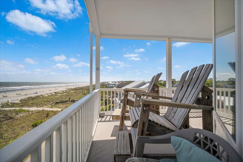 216 W Arctic Ave #9, Folly Beach, SC 29439