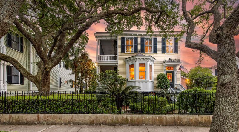 5 Logan St, Charleston, SC 29401