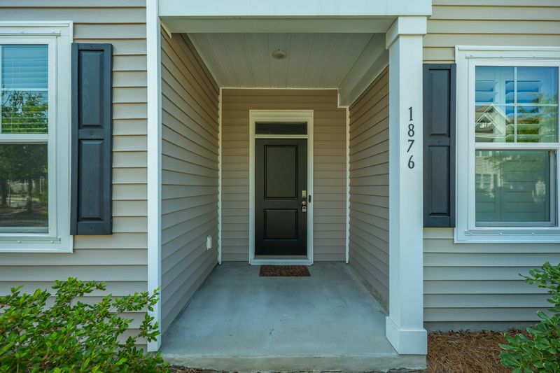 1876 Towne St, Johns Island, SC 29455