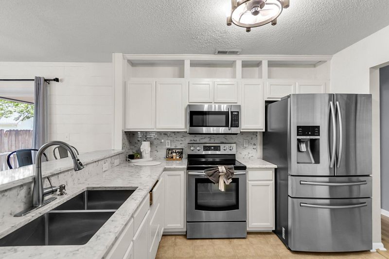 172 Ashton Dr, Goose Creek, SC 29445