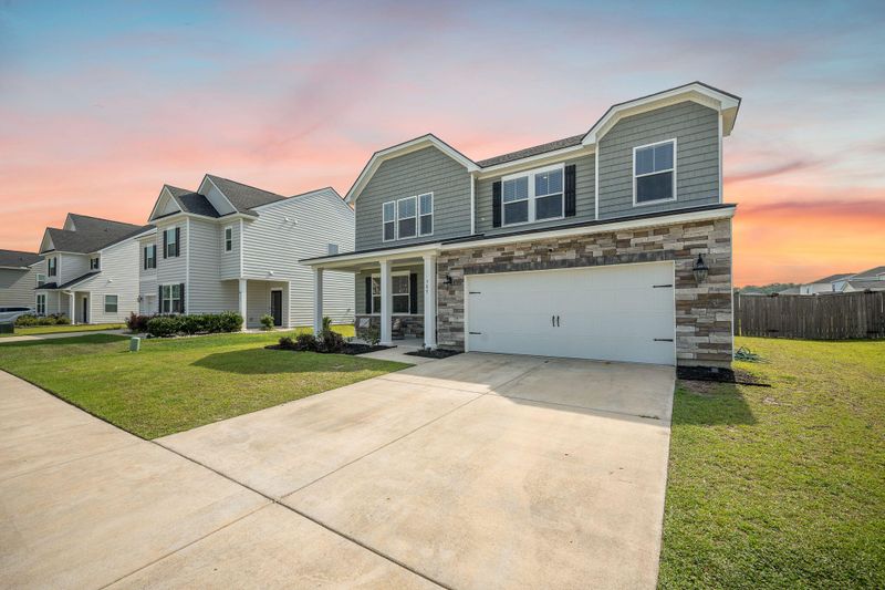 705 Squire Pope Rd, Summerville, SC 29486