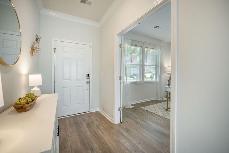 705 Squire Pope Rd, Summerville, SC 29486