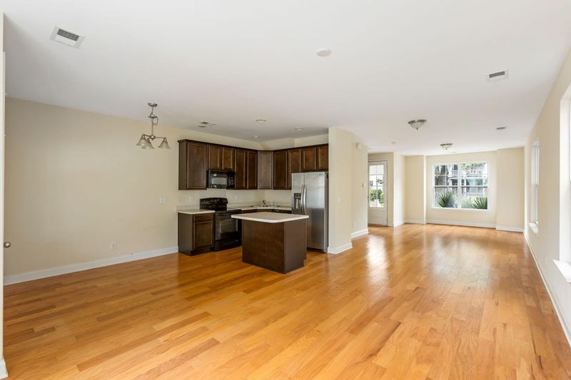 5104 E Liberty Park Cir, North Charleston, SC 29405