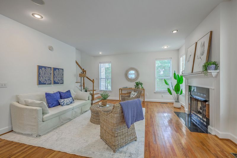 2028 Prospect Hill Dr, Mount Pleasant, SC 29464