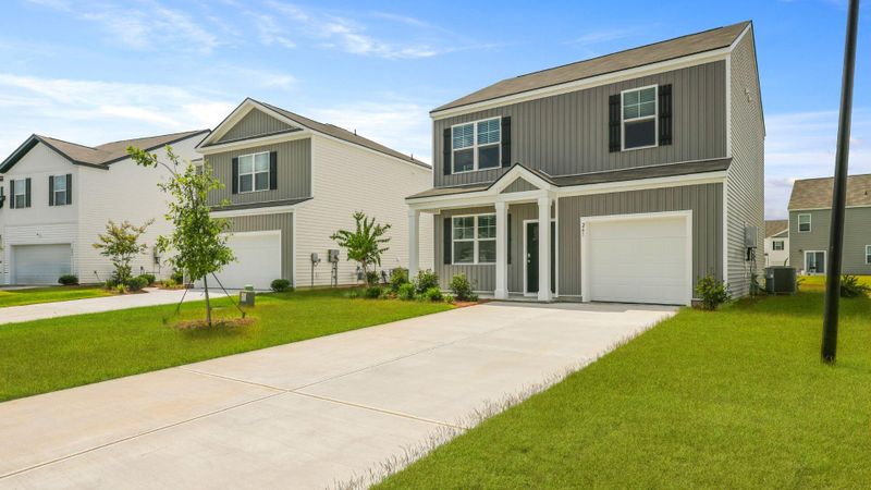 261 Watersglen Dr, Summerville, SC 29486