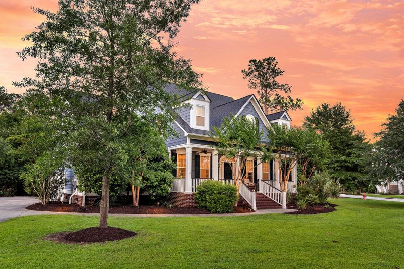 2720 Oak Manor Dr, Mount Pleasant, SC 29466