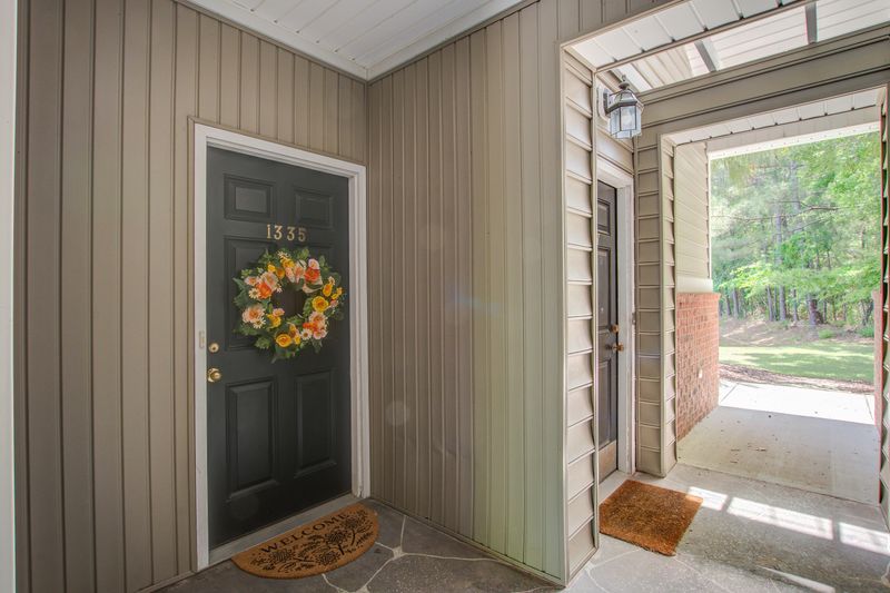 1335 Hopton Cir #1335, Mount Pleasant, SC 29466