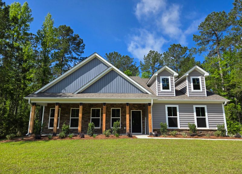 6081 Sourwood Trl, Ridgeville, SC 29472