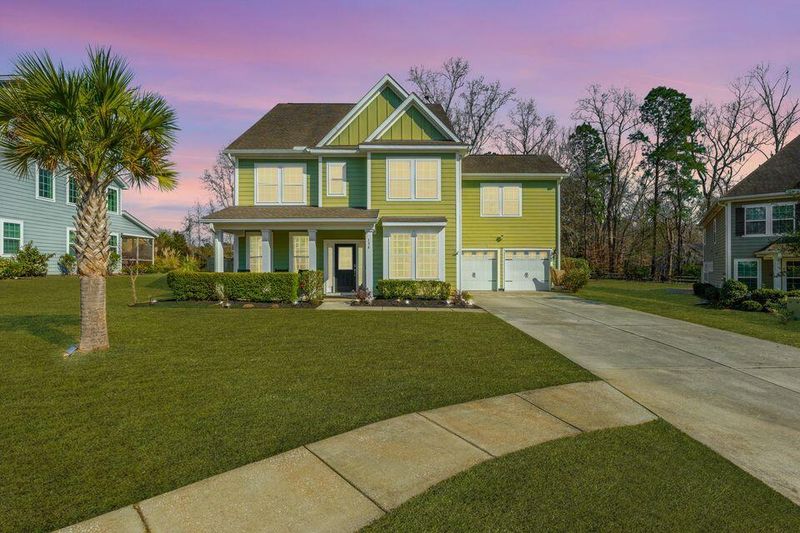 136 Stagecoach Ln, Summerville, SC 29483