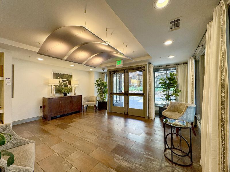 21 George St #102, Charleston, SC 29401