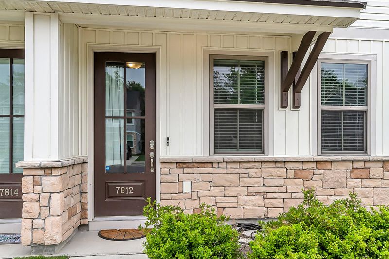 7812 Park Gate Dr, North Charleston, SC 29418