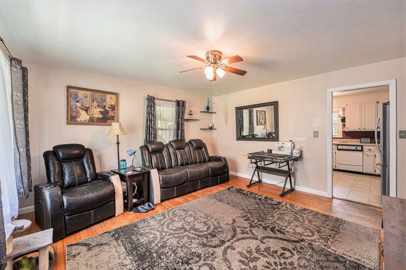 308 Ashley Dr, Summerville, SC 29485