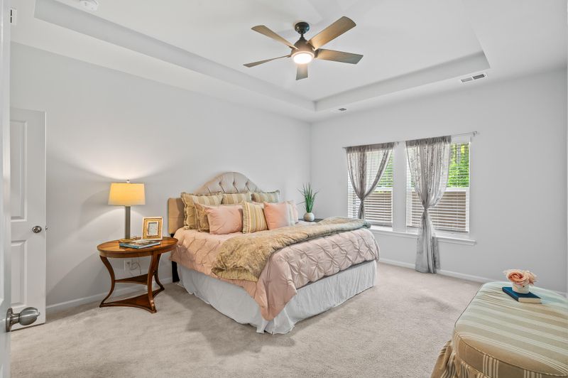 209 Country Gate Ln, Summerville, SC 29485