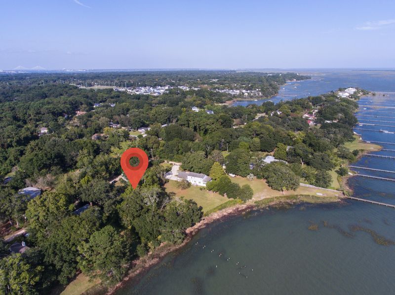 1135 Cottage Rd, Charleston, SC 29412