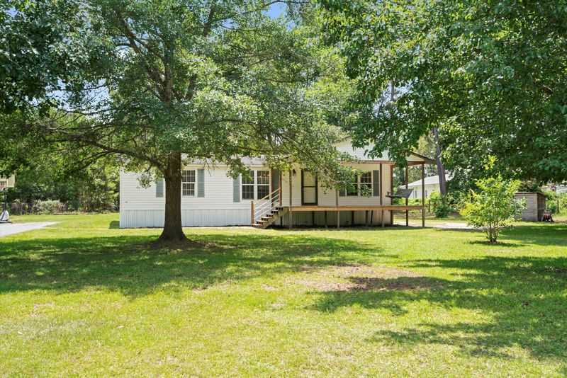 1485 Matilda Cir, Pineville, SC 29468