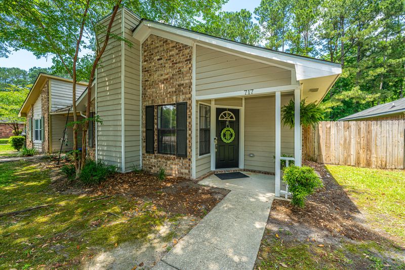 717 Temple Rd #B, Ladson, SC 29456