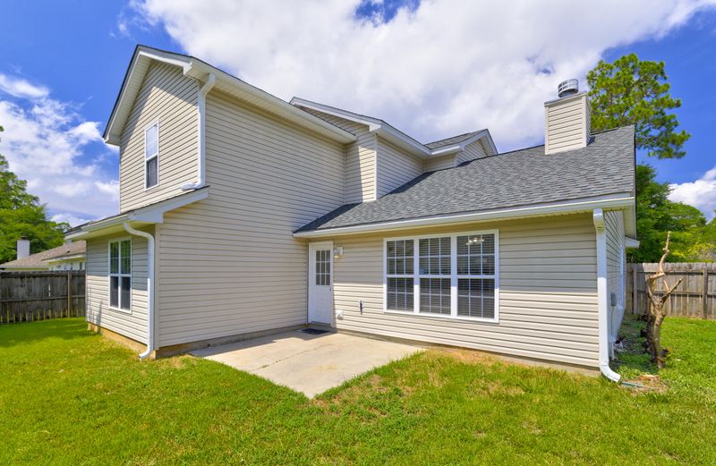 1301 Lantern Rd, Summerville, SC 29486
