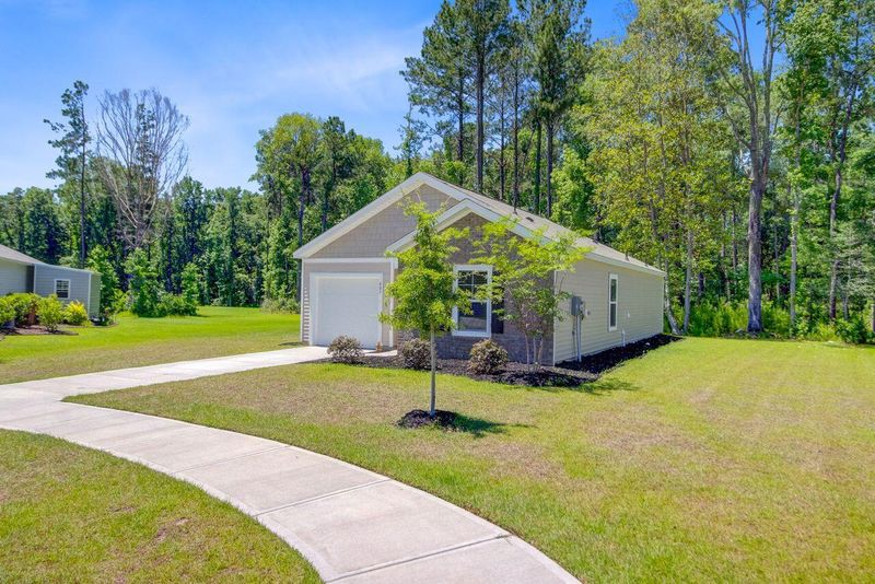 407 Spruce Ivy St, Moncks Corner, SC 29461