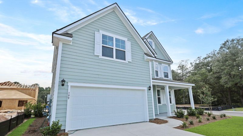 199 E Pinckney St, Summerville, SC 29485