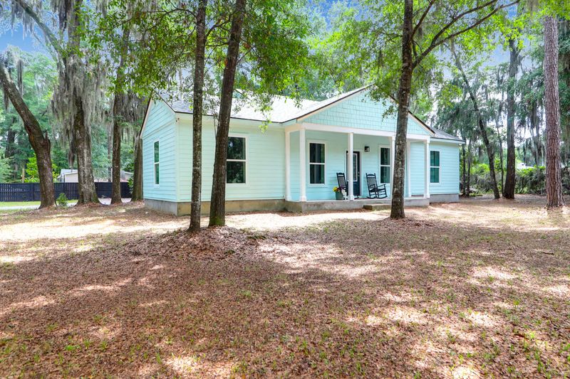 5233 Maybank Hw, Wadmalaw Island, SC 29487
