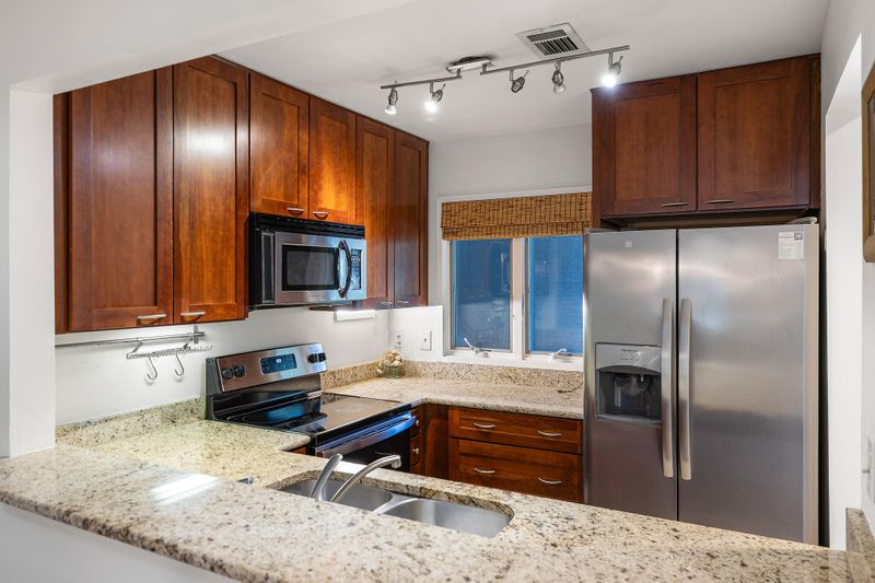 4403 Sea Forest Dr, Kiawah Island, SC 29455