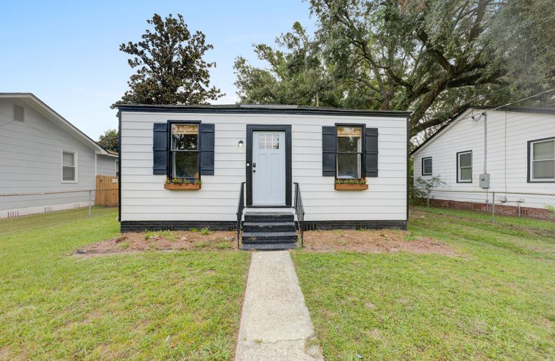 2317 Kent Ave, North Charleston, SC 29405