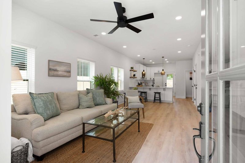 866 Tripe St, Charleston, SC 29407