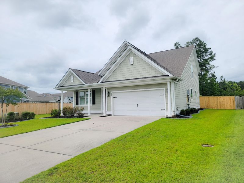 683 Yellow Leaf Ln, Summerville, SC 29486