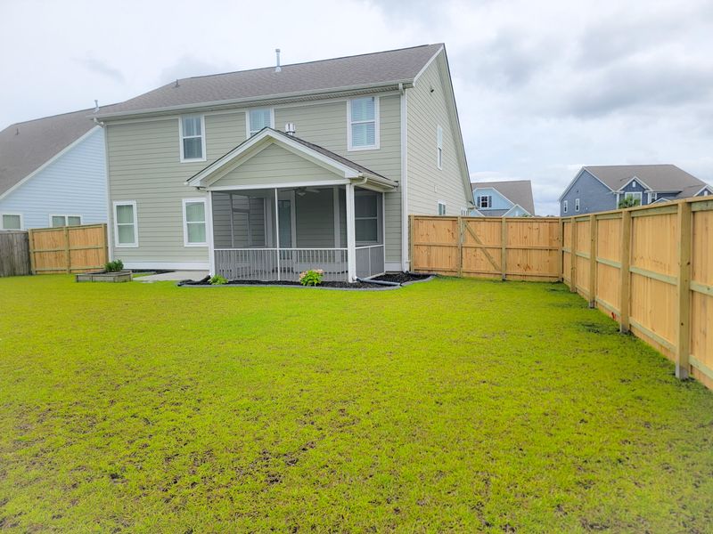 683 Yellow Leaf Ln, Summerville, SC 29486