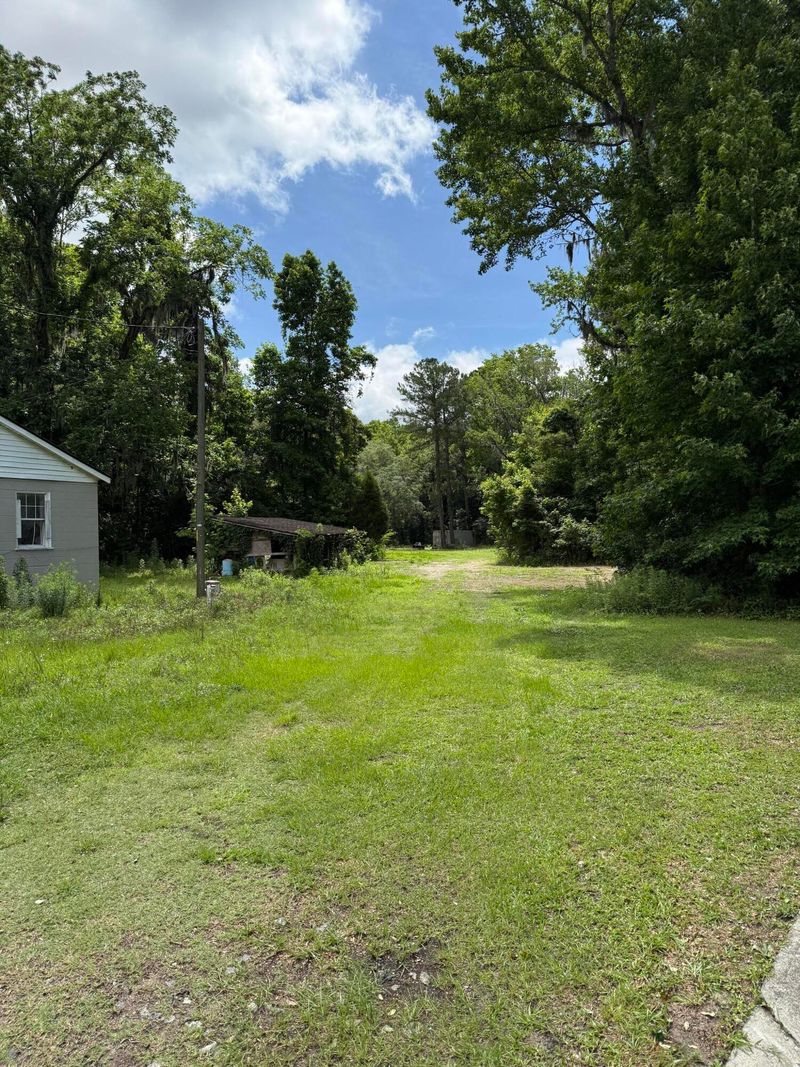 7413 N Highway 17, Awendaw, SC 29429